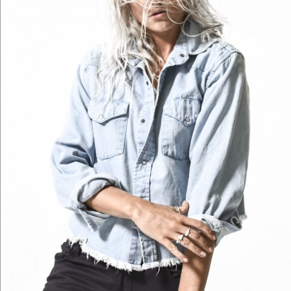 One Teaspoon Alaskan Cropped Shirt